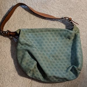 Dooney & Bourke